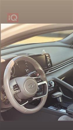 هیوندای ئەلەنترا